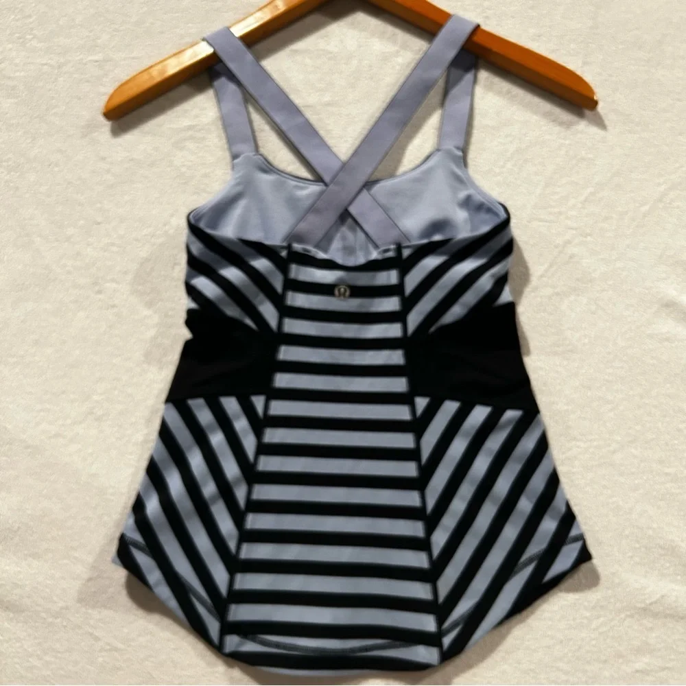 Sz 4 (fits 0 & 2) Lululemon Work It Out Lavender Black Striped Racerback Tank - Picture 2 of 7